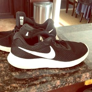 Mesh Nike Men’s Sneakers